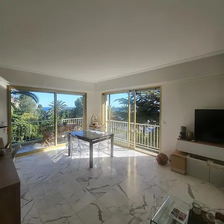 Free Parking! Great With Sea View Apartment Nice