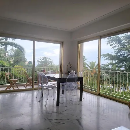 Apartment Free Parking! Great With Sea View